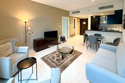Vacant | Furnished | The Cosmopolitan |Cour Jardin