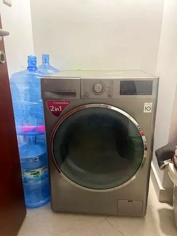 LG Front Load Washer Dryer 2-in-1, Silver - Good Working Condition
