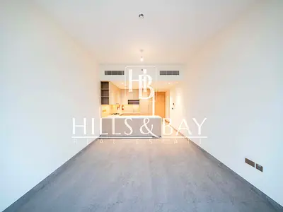 Spacious 2BR + Maid | Golf Estate View | Midtown