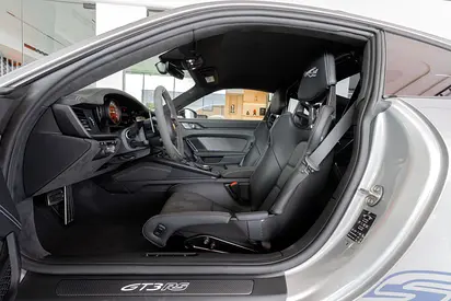 2025 Porsche 911 — миниатюра 12