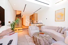 Furnished | Stunning Penthouse | Pool View