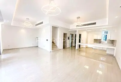 Unique Layout|4 Bed + Maid | Front Unit|Single Row