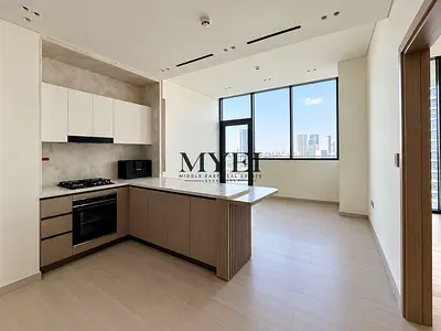 Modern 1BR Apartment | Open View | Pool