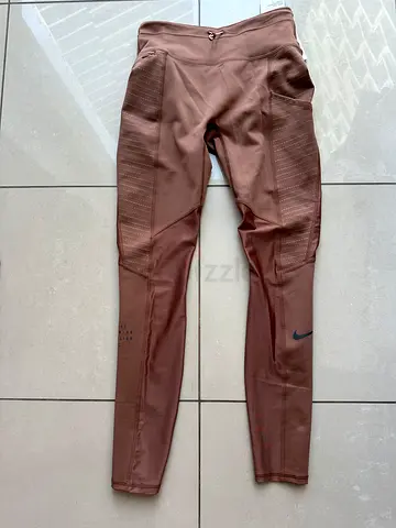 Leggings Nike brown 35 aed for sale s size