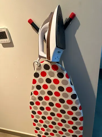 Iron board + iron