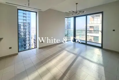 Corner Unit | Bright 1 Bed | Vacant Soon