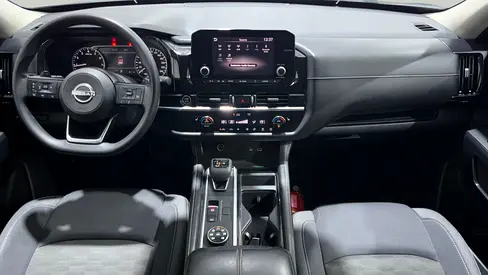 2023 Nissan PATHFINDER photo 7