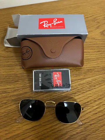 Genuine Ray-Ban Sunglasses with Case and Box - Classic Gold Frame