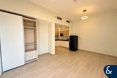 Unfurnished | Modern Studio | Balcony