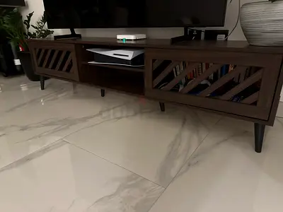 Jax Walnut TV Unit - Fits up to 75" (Good Condition)