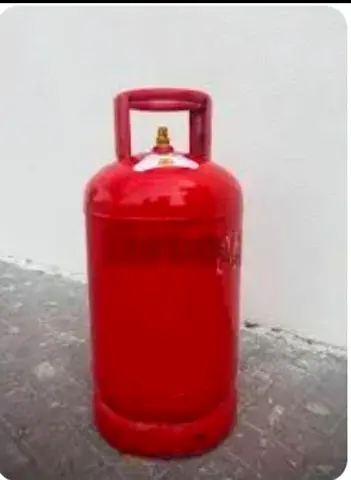Used Red LPG Gas Cylinder - (Good Condition)