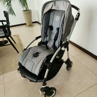 Bugaboo Bee 6 Base Lightweight grey baby stroller in good condition
