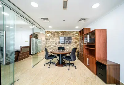 Vacant | Close to metro| Furnished