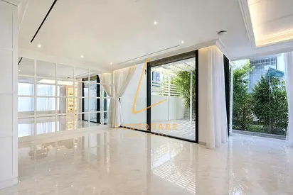 Upgraded Corner Villa | Elevator | Private Pool