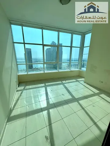 شقة فاخرة غرفة وصالة للإيجار في الممزر | إطلالة ساحرة ومرافق VIP!  📍 الموقع: الممزر - موقع استثنائي وراقٍ قريب من البحر وكافة الخدمات.  ✨ تفاصيل العق