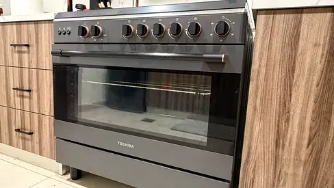 Freestanding Cooking Range with Oven & Grill