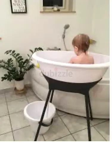 LUMA Baby bath tub with stand - FREE TUB with it