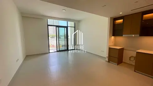 Brand new | recently handover | low floor
