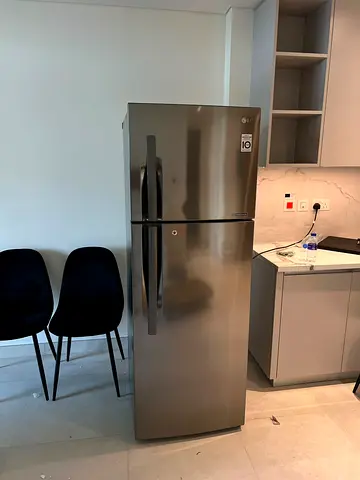 LG fridge For sale urgent