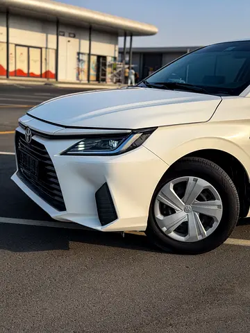صورة مصغرة 2 لـ 2024 Toyota YARIS