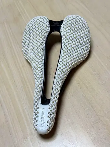 Selle Italia SLR boost 3D Superflow Carbon L3 Saddle Opal (white)