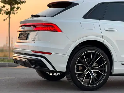 2021 AUDI Q8 照片 10