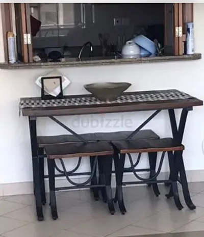 Wood and Metal dining Table with 4 Stools - Compact Breakfast Counter Set