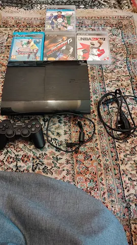 Used Sony PlayStation 3 Slim with 1 Controller and 5 Games ( ​Non-negotiable)