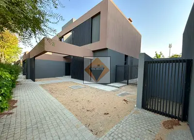 SMART STAND ALONE VILLA / GARDEN VIEW / KITCHEN APLIANCES / HUGE TIRRAS / FULL COVERED PARKING