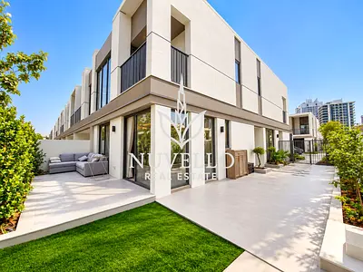 Fully Furnished | Upgraded | Large Garden