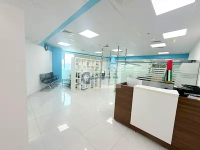 FULLY FITTED with pantry || PARTITIONS || VACANT-HIGH FLOOR