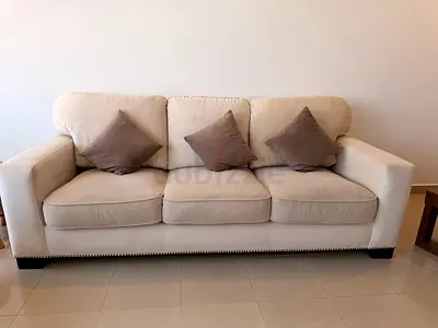 Sofa 3 X 2 sitar in very good condition