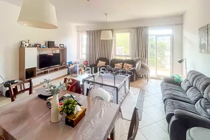 Pool View | Vacant This Week | Well-Priced