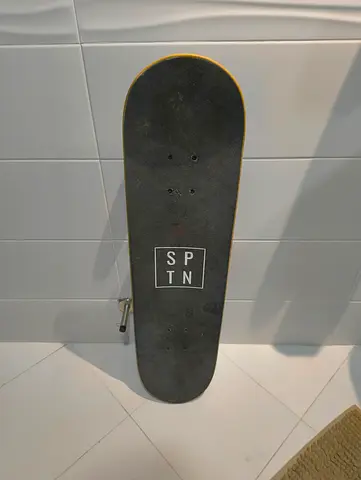Skateboard
