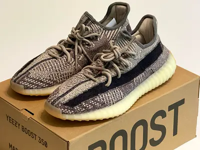Yeezy Boost 350 V2 Zyon – US 10 NEW