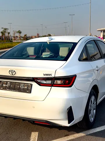صورة مصغرة 7 لـ 2024 Toyota YARIS