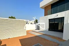 CORNER SINGLE ROW | LUXURY 5-BHK READY ELITE VILLA