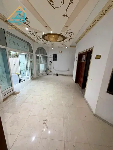فيلا واسعة مكونة من قسمين للإيجار في منطقة المشرف، عجمان