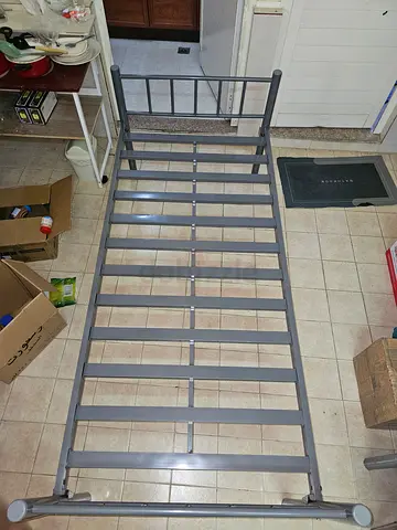 Metal Single Bed Frame with Slats - with bed