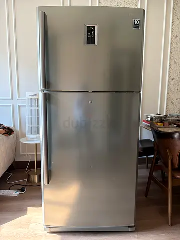 Samsung double-door refrigerator 590 ltrs in good condition