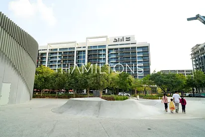Refined Living | Dynamic Community | Resale