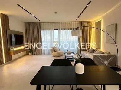 Fully Furnished | Available Now | Modern