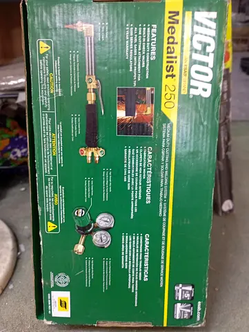 Victor Medalist 250 medium-duty cutting and welding system by ESAB