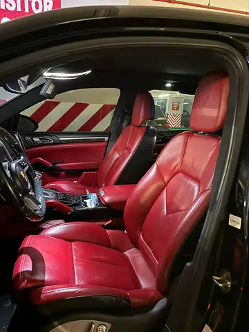 صورة 7 لـ 2015 Porsche CAYENNE