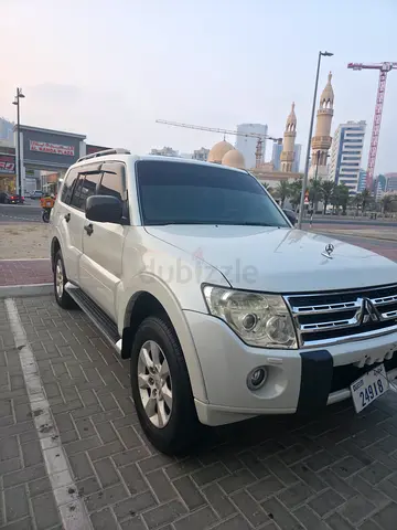 Mitsubishi Pajero GLS 2010 GCC Specs