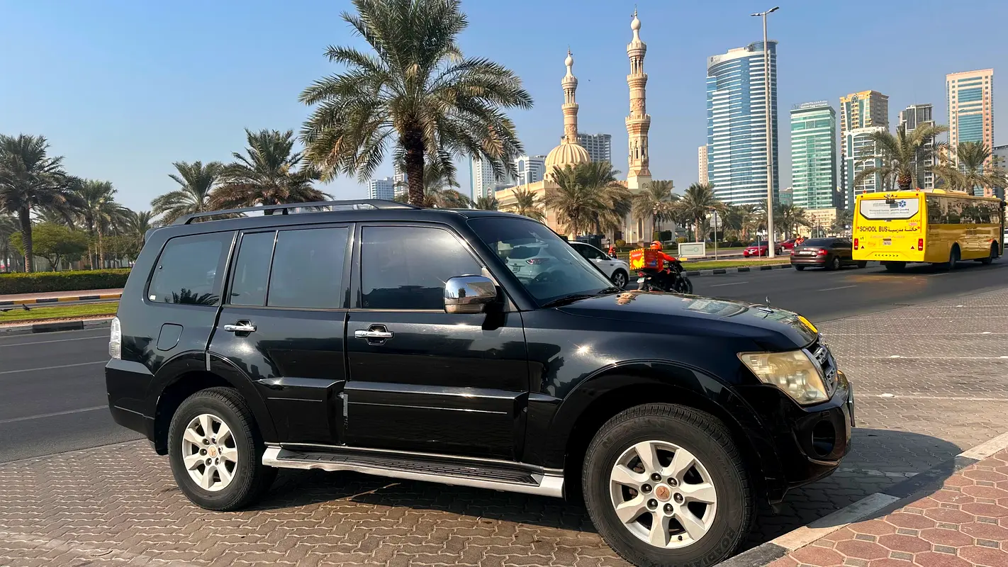 2012 Mitsubishi Pajero GLS
