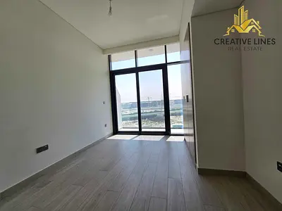 CHILLER FREE ● READY TO MOVE ● STUDIO AVAILABLE