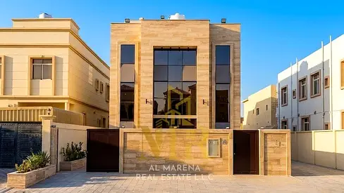 **فرصة نادرة لا تتكرر | فيلا فاخرة بمساحة ضخمة | 5 غرف ماستر | 4,000 قدم² أرض | 4,500 قدم² بناء | رووف | 2.8 مليون** فرصة نادرة لامتلاك فيلا فاخرة  **