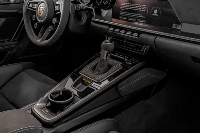 2025 Porsche 911 — миниатюра 16