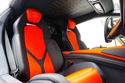 صورة مصغرة 6 لـ 2025 Lamborghini REVUELTO